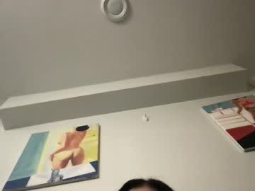 girl
        littlesugarpea cam image #2490384