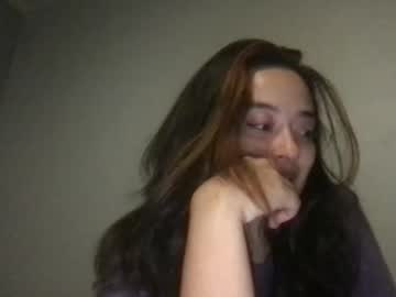 girl
        lonelypao cam image #136391
