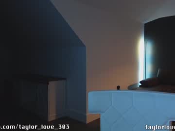 girl
        taylor_love_303 cam image #1466686