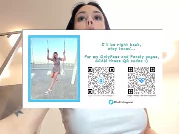 girl
        hotfallingdevil cam image #3363132