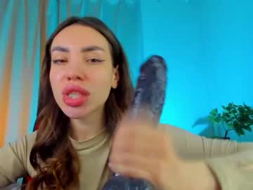 girl
        kriss_baby_ cam image #2577453