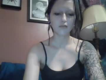 girl
        purplehaisley cam image #538127