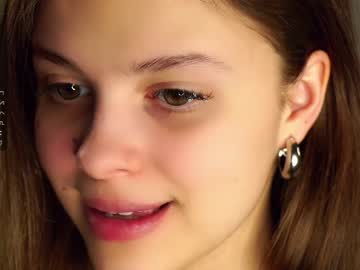 girl
        a_whole_eternity cam image #4126117