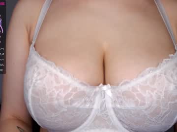 girl
        annamooree cam image #1366338