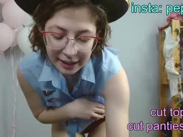 girl
        lovely_leeeya cam image #509760