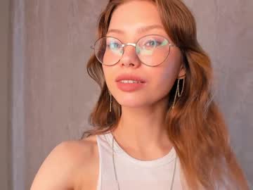 girl
        olivia_madyson cam image #2349362