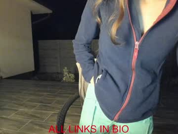 girl
        zt0_ cam image #4946921