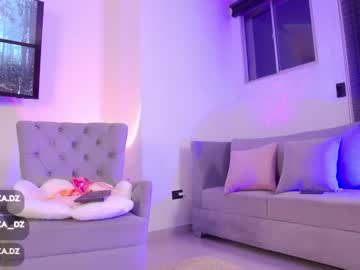 girl
        alexxa_dz cam image #976042
