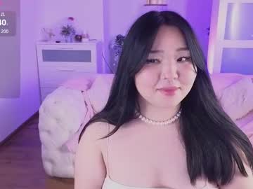 girl
        mei_honey cam image #5371667