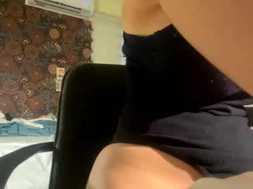 girl
        bubblybunnyyy cam image #5030139
