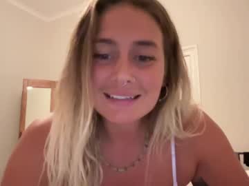 girl
        itsjessbby cam image #4306188