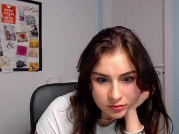 girl
        jasmine_hayden cam image #483985