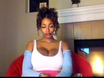 girl
        napudi1 cam image #690095