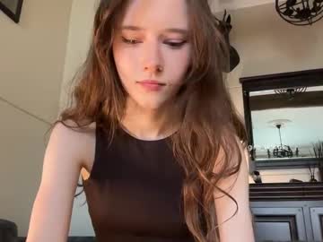 girl
        gina_vicious cam image #6953504