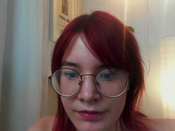 girl
        tashagree cam image #2209988
