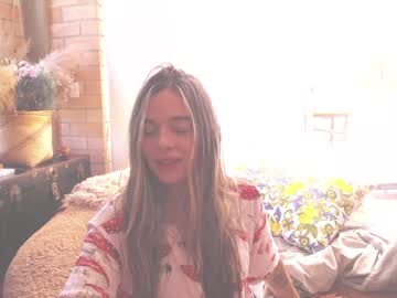 girl
        kendalltyler cam image #4843254