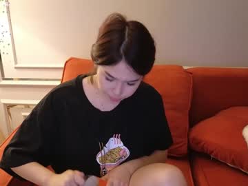 girl
        kimi_kay cam image #4814598