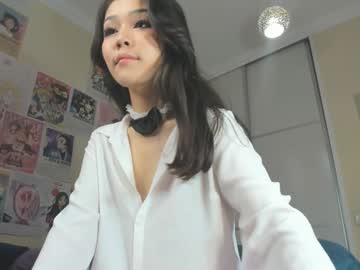 girl
        jamienyam cam image #4997129