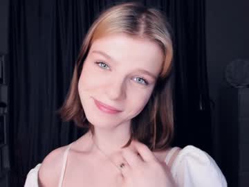 girl
        sindykate cam image #4672788