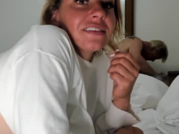girl
        jennyhardnipsmith cam image #337226
