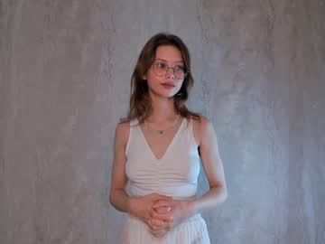 girl
        olivia_madyson cam image #2399993