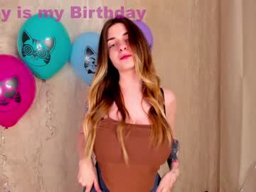 girl
        brenda_rogerss cam image #2397031
