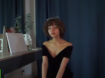girl
        lenaelisabeth cam image #3350887