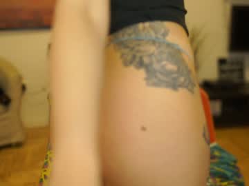 girl
        melodymate cam image #3644349