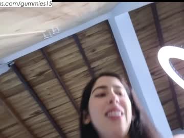 girl
        _gummies15 cam image #1248347
