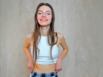 girl
        cutie_ghostie cam image #3515729