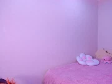 girl
        yuki_04 cam image #1405814