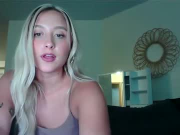 girl
        alex499990 cam image #1974274