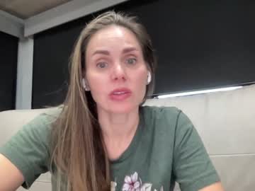 girl
        ivydrip cam image #2833444