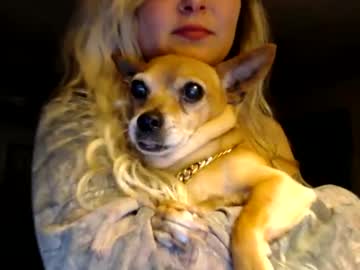 girl
        kipsy420 cam image #6973816