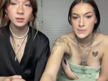 girl
        daisysxxo cam image #5663226