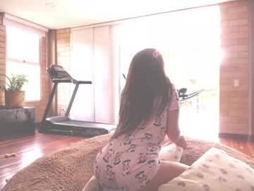 girl
        kendalltyler cam image #4268924
