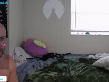 couple
        kinkyxkenzie cam image #1829512