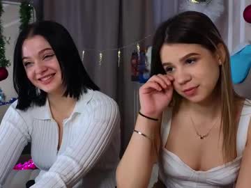couple
        doloresdias cam image #5707635