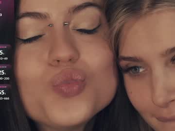 couple
        vivid_girls cam image #5345559