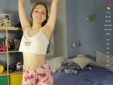 girl
        youne_and_beautiful cam image #1819282