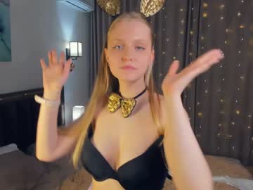 girl
        may_wow cam image #3127711