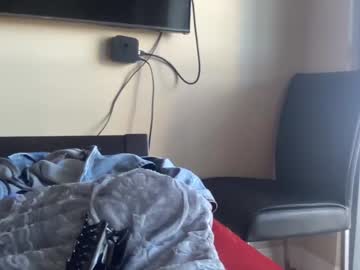 girl
        thtqunt cam image #1254804