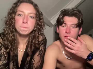 couple Sex Cam Girls Roleplay For Viewers On Chaturbate with curiouscouple0110