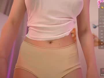 girl
        avroramy cam image #6710656