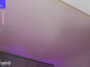 girl
        anniehillofficial_ cam image #3509967
