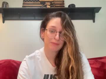 girl
        baby_girl_sub cam image #3287364