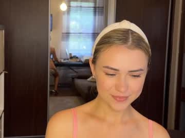 girl
        like_fm cam image #4726327