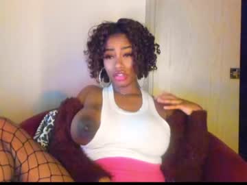 girl
        napudi1 cam image #409073