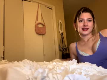 girl
        kittycherries cam image #5713422