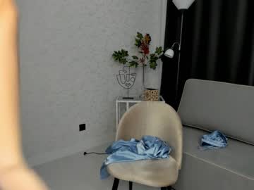 girl
        mariambuss cam image #3586127
